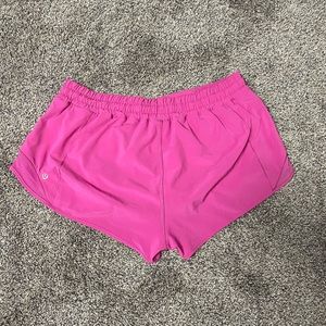 Lululemon Hotty Hot 2.5 inch Shorts